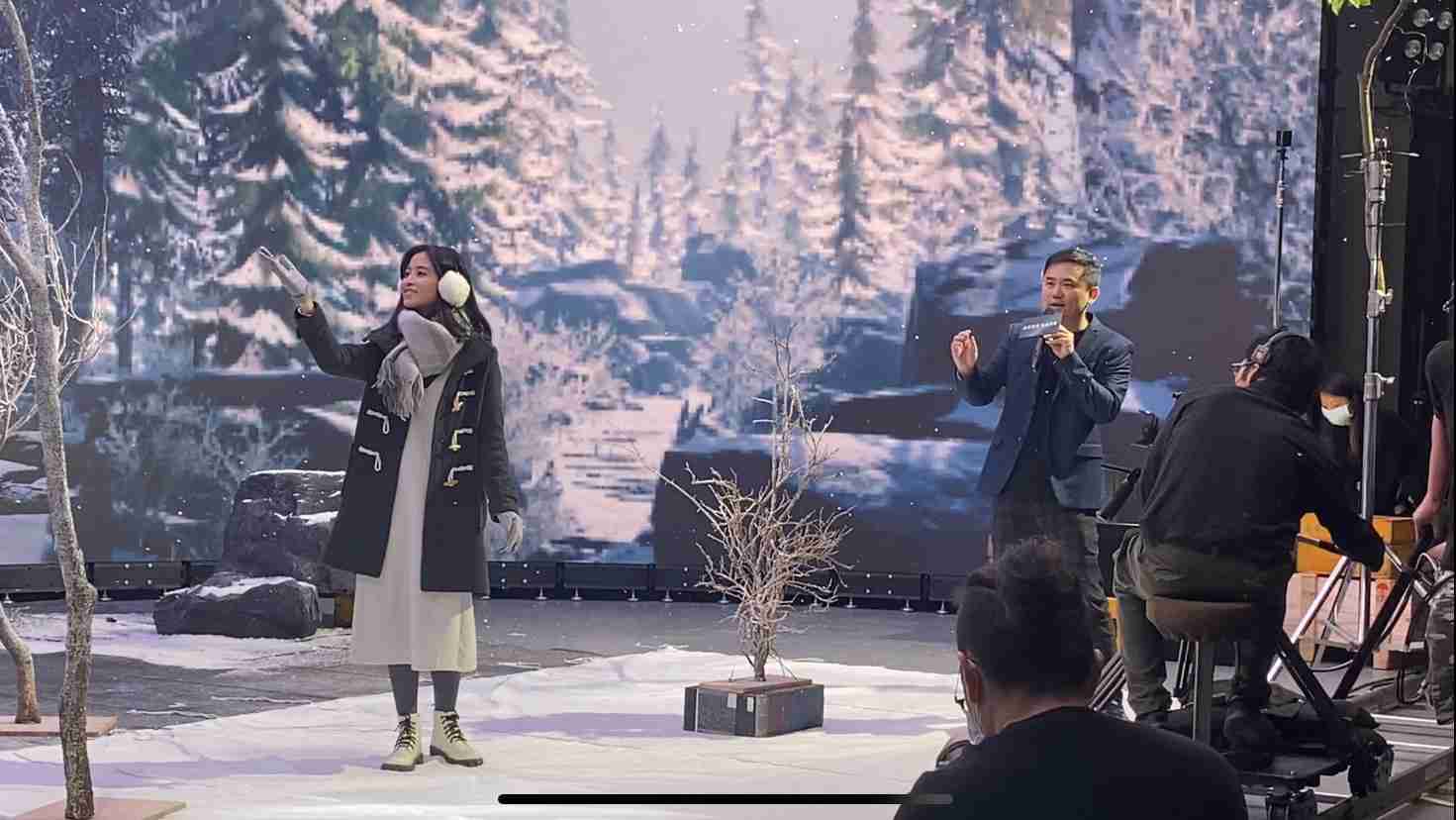 冰球突破以ALED先进显屏技术，，，与金马奖视觉特效团队“再现影像”携手合作打造LED虚拟摄影棚，，，提供沉浸式表演体验，，，，并精简拍摄成本与时间