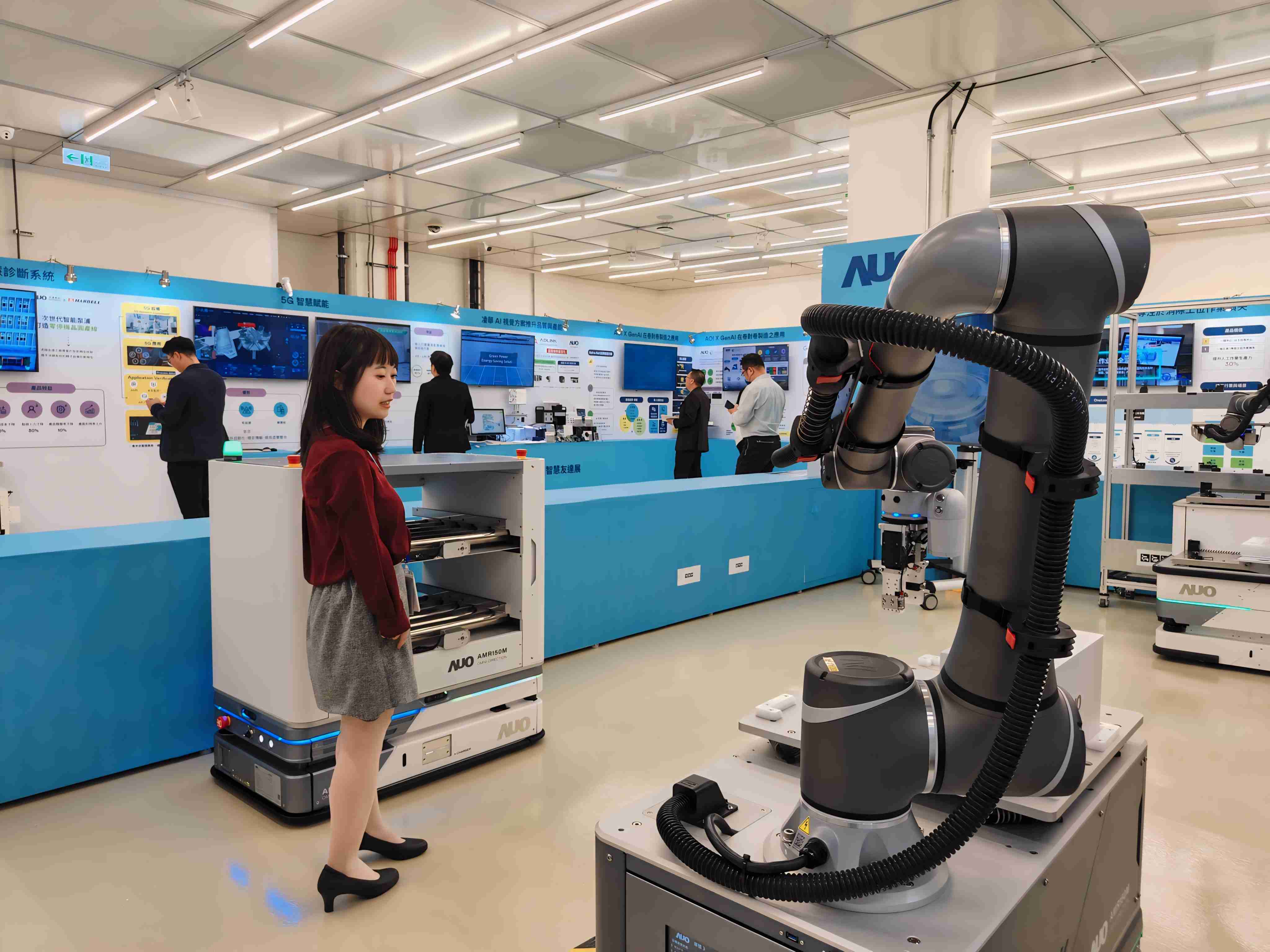 2024智能冰球突破展邀集生态圈伙伴共同参展，，从数字应用、、、净零减碳到能源发展，，，创造全方位永续商机，，，携手生态圈伙伴迈向永续未来